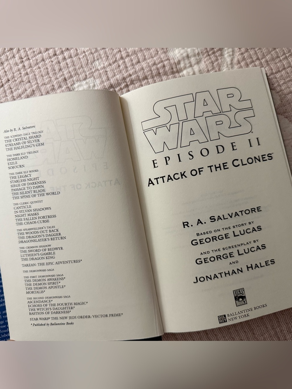 STAR WARS NOVELS EPISODE I & II THE PHANTOM MENACE & ATTACK OF THE CLONES - Picture 13 of 16